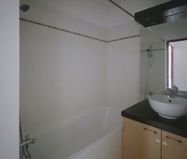 Tarbes - T2 avec grand balcon – Résidence récente - Photo 5