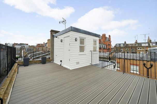 4 bedroom terraced house to rent - Photo 1