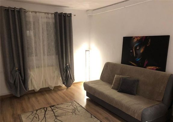 Garsoniera in zona Piata Resitei - Fotografie 1