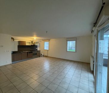 Location Appartement 3 pièces 66m² THONON LES BAINS 74200 - Photo 2