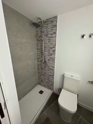 Avenida Blasco Ibáñez, Paterna, Valencian Community 46980 - Photo 1