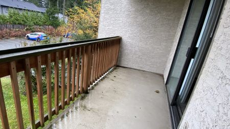 203-4724 Uplands Drive - Photo 2