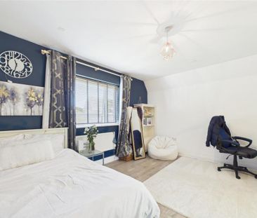3 bedroom detached house to rent - Photo 6