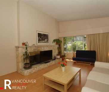 Duplex in Burnaby, BC - Photo 4