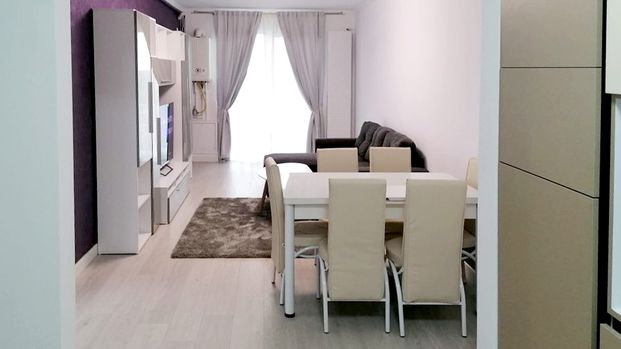 Apartament de inchiriat in Ploiesti, zona Bulevardul Bucuresti-White... - Photo 1