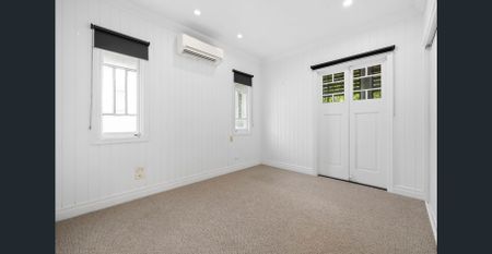 Charming Queenslander In The Heart Of Norman park - Photo 4