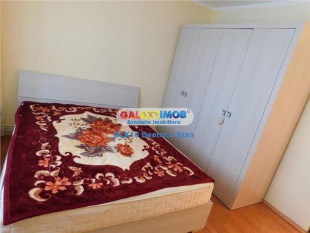 Apartament 3 camere decomandat centrala termica Parcul Crangasi - Fotografie 3