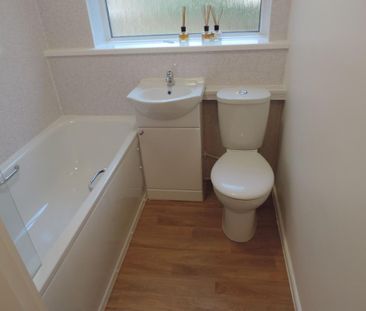 Studio to rent - Photo 6