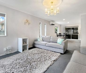 12 Stewart Gibson Road, The Gardens, Auckland - Photo 2