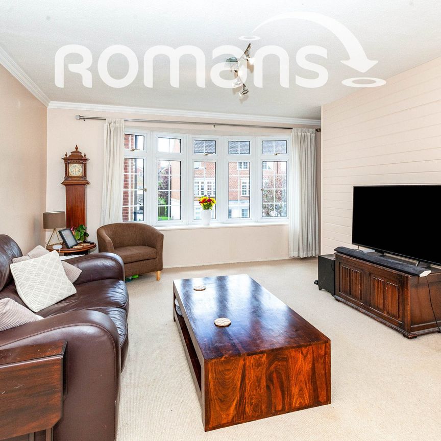 Lammas Court, Windsor, SL4 - Photo 1