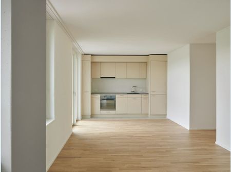 Your dream apartment is waiting for you in the Sorrento Hochhaus! - Photo 2