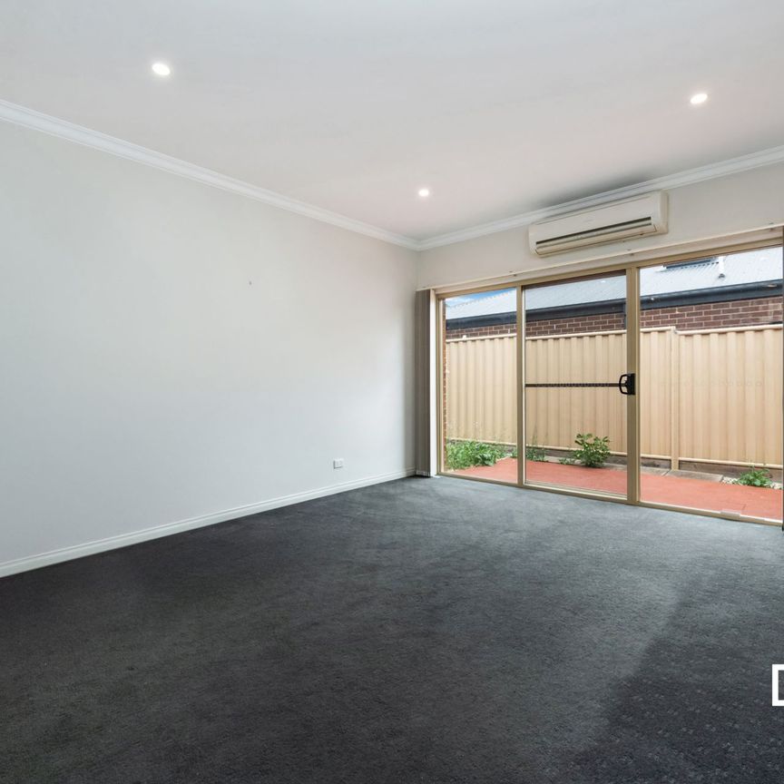 3/6 Friswell Avenue Flora Hill VIC - Photo 1