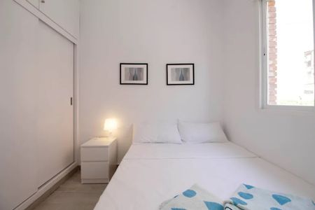 Calle de Santoña, Madrid, Community of Madrid 28026 - Photo 5