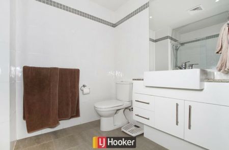 Luxury Apartment minutes from the city. - Photo 5