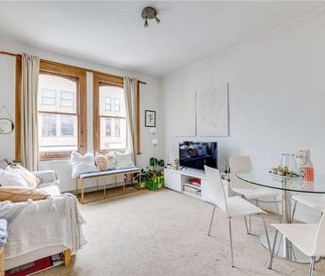 Chesilton Road, London, SW6 - Photo 1