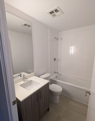For Lease - 215 veterans Drive Unit# 212, Brampton, Ontario - Photo 5