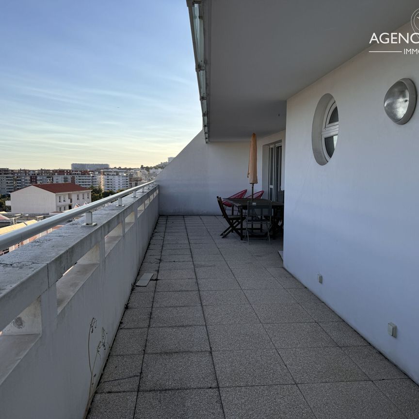 Appartement 4 pièces 83m2 MARSEILLE 10EME 1 620 euros - Photo 1