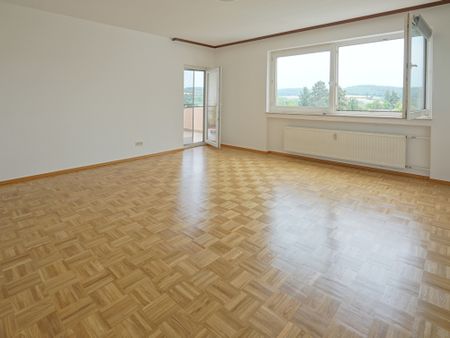 Schicke 3-Zimmer-Wohnung mit Balkon und Fernblick in Nieder-Ramstadt - Photo 2