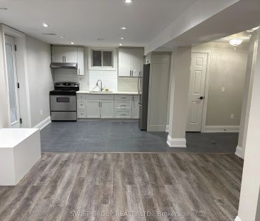 31 Irwin Drive N #B - Photo 2