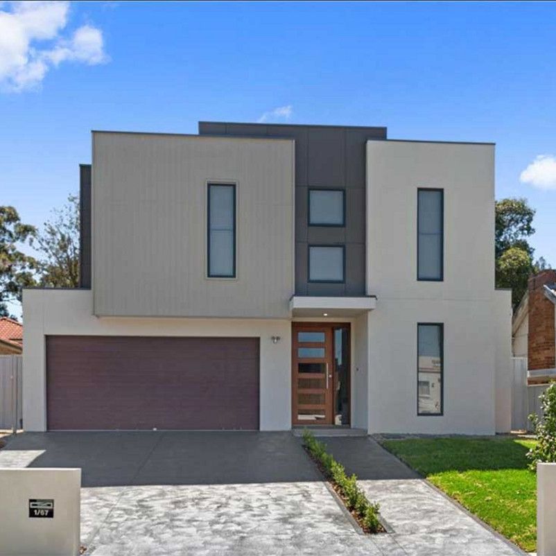 Luxurious Family Oasis - Photo 1