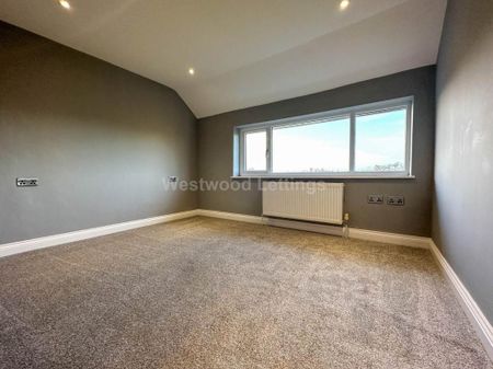 3 bedroom detached house to rent - Photo 2