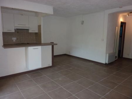 Location Appartement 2 pièces 39 m2 à Saint-Raphaël - Photo 5