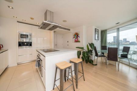 3 bedroom flat to rent - Photo 5