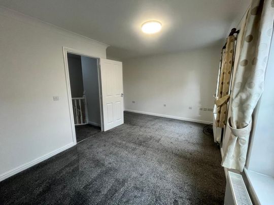 5 bedroom townhouse to rent - Photo 1