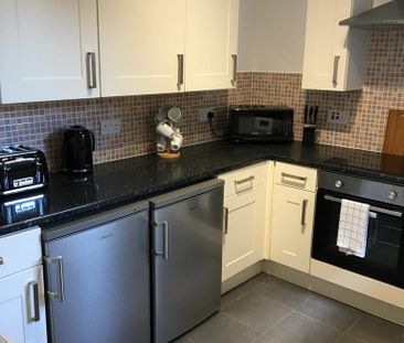 4 bedroom house share to rent - Photo 3