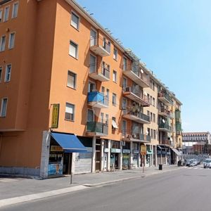 Bilocale in affitto - Photo 2