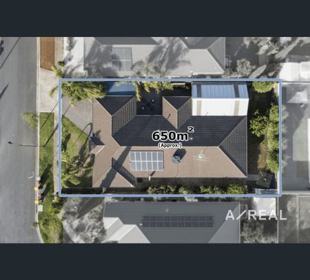 5 Regent Close, Burnside Heights, Vic 3023 - Photo 5
