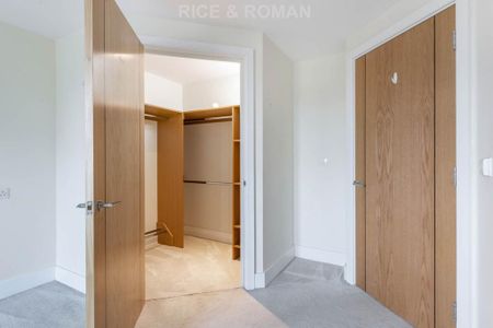 2 bedroom retirement property to rent - Photo 2