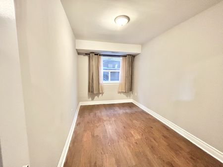 For Lease - 9 Thirty Third Street Unit# 108, Toronto, Ontario - Photo 3