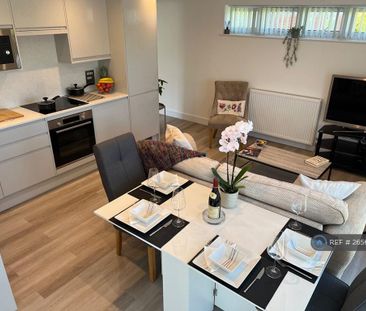 2 bedroom flat to rent - Photo 4