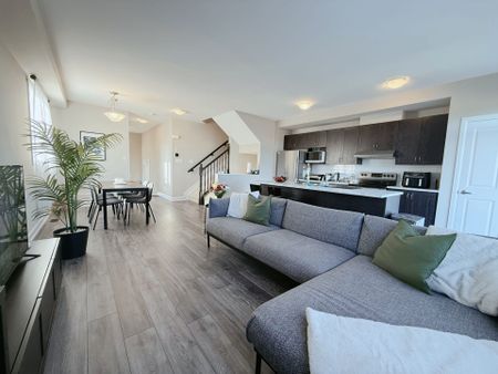 For Lease - 107 Aura Avenue, Barrhaven, Ontario - Photo 2