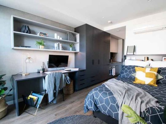 Premium Studio With Terrace - Photo 1