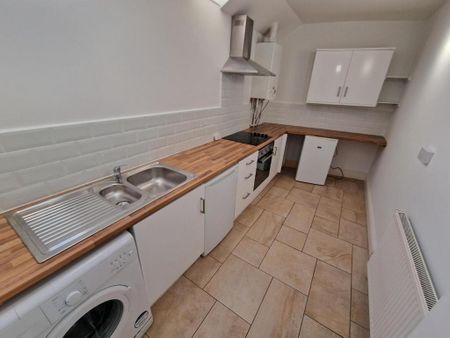 1 bedroom flat to rent - Photo 4