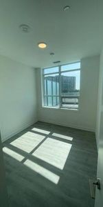 New 2+2 Thornhill condo for rent- 800 sq ft balcony - Photo 4