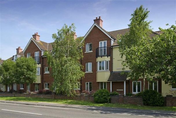 2 bedroom retirement property to rent - Photo 1