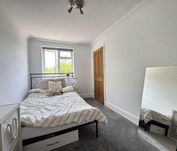 4 bedroom detached house to rent - Photo 6