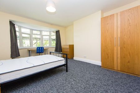 The Turnways, Headingley, Leeds - Photo 5