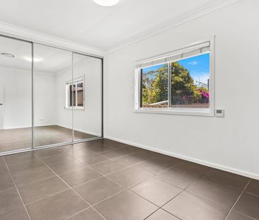 Low maintenance living in a beachside position - Photo 3