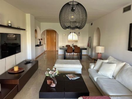 Alquiler de piso en Camino Cortes - Photo 5