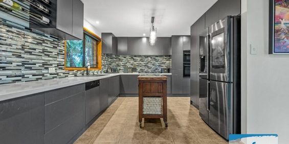 Charming and Spacious House for Rent in Beautiful Greenbank Community! - Photo 3