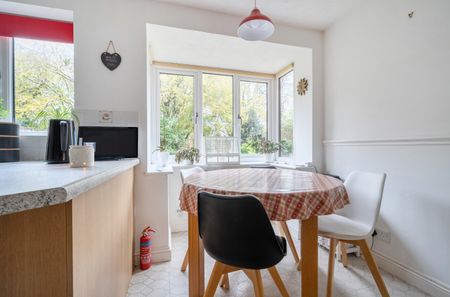 5 bedroom detached house to rent - Photo 5