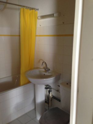 Location Appartement 1 pièce 15m² - Photo 1