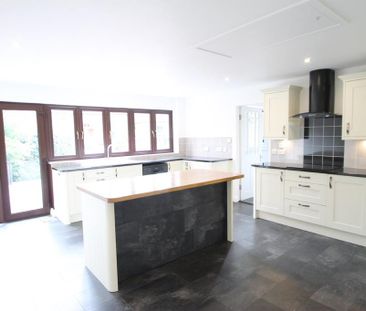 2 bedroom barn conversion to rent - Photo 4