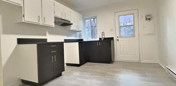 2 CH - 1 SDB - Montréal - $1,445 /mo - Photo 2