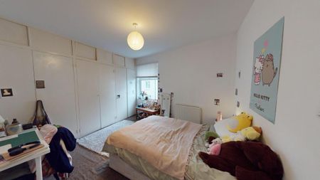 4 bedroom terraced house to rent - Photo 4