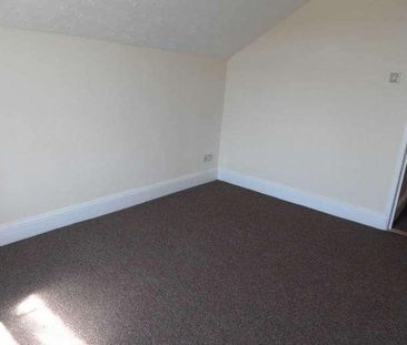 Festing Grove, Southsea, PO4 - Photo 3